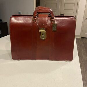 MANCINI DOCTOR STYLE LAPTOP BRIEFCASE WITH STRAP